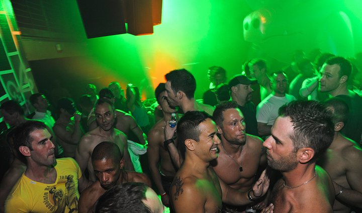 GluttonyGreenCrowd